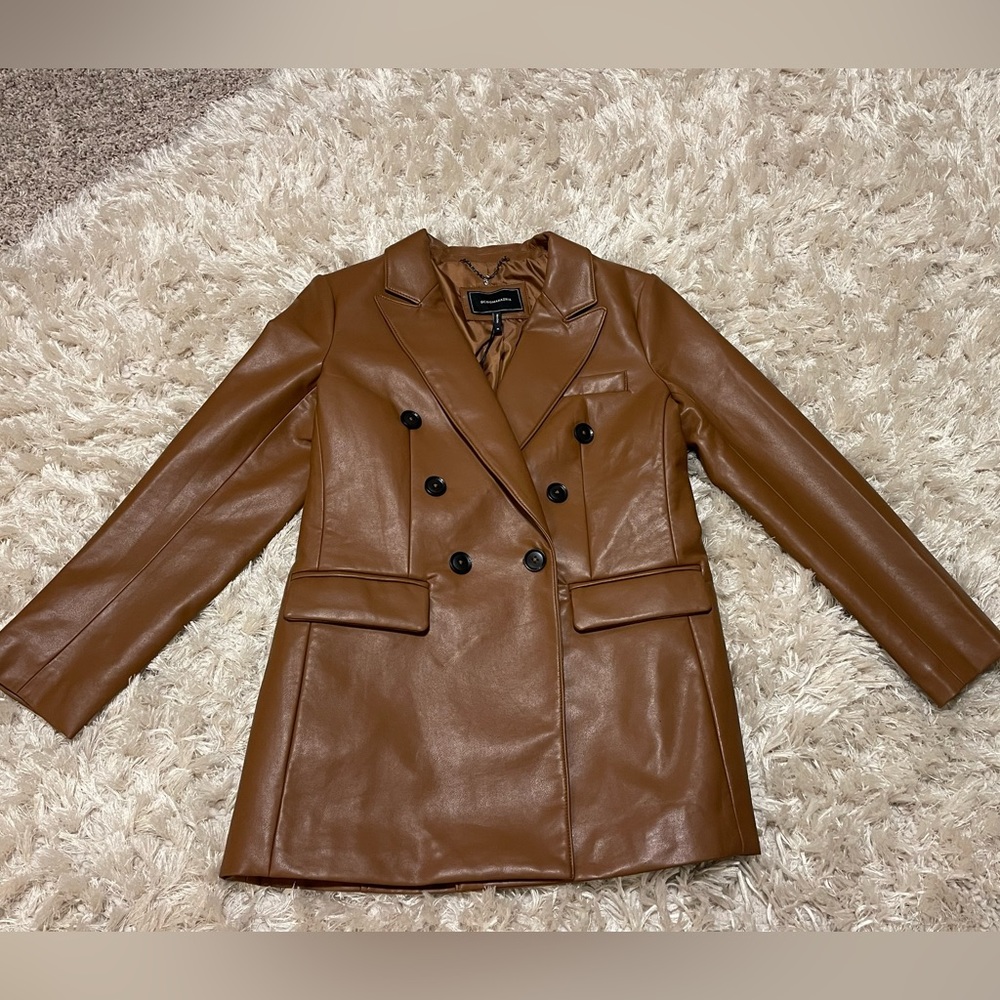 ✨Brand New Ladies size M faux-leather blazer ✨